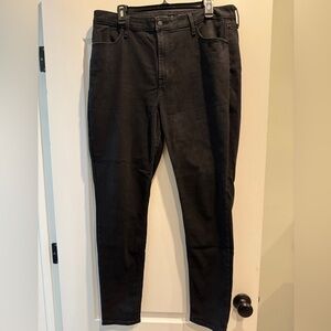 Old Navy High-Rise Wow Super Skinny Black Jeans
